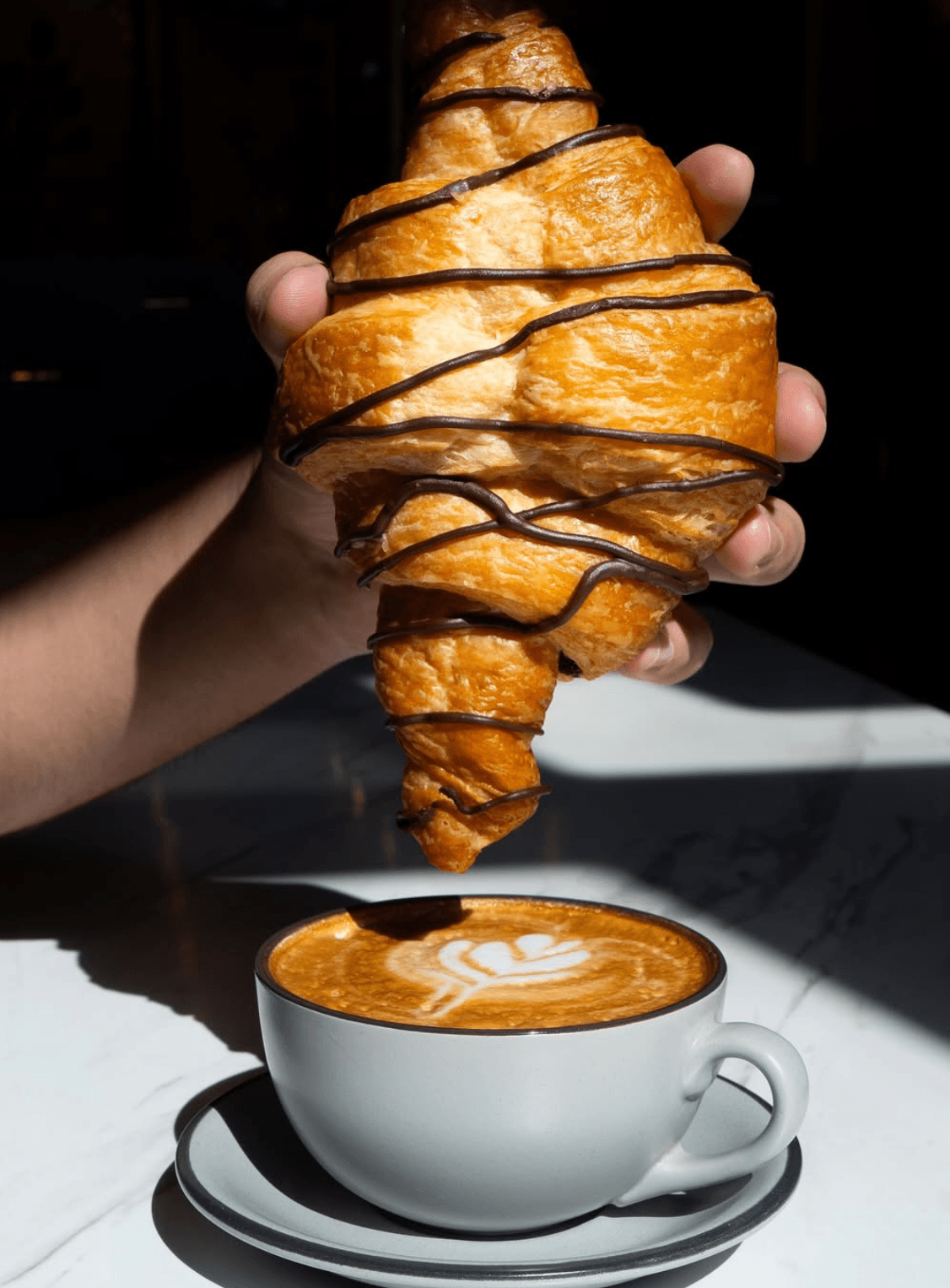 Drinks and pastries at Kenz Coffee House (Mix2)